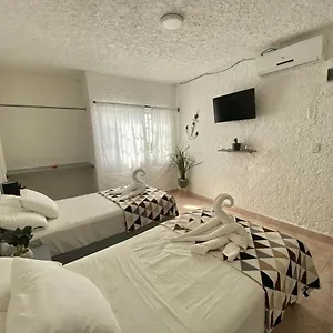 Chi Ibal Hu Hotel Cancún